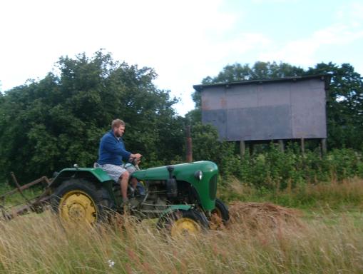 Ciągnik C328