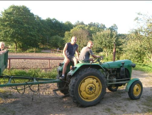 Ciągnik C328