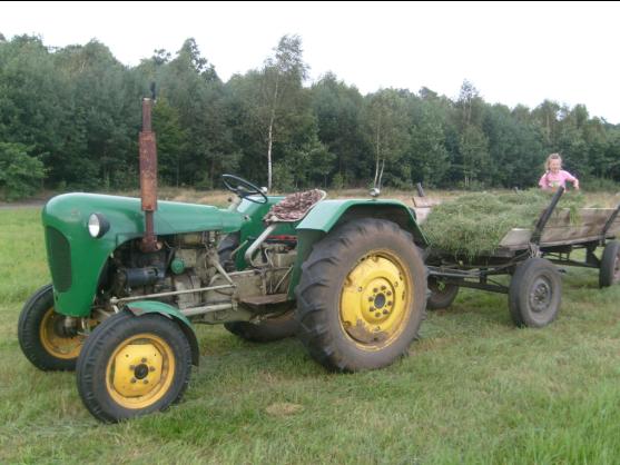 Ciągnik C328